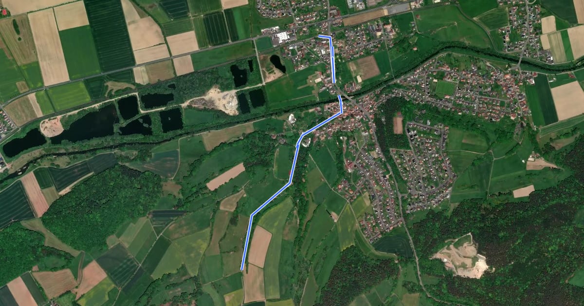 Маршрут Zugangsweg zum Lahnwanderweg (ab Bahnhof Goßfelden) на спутниковом снимке