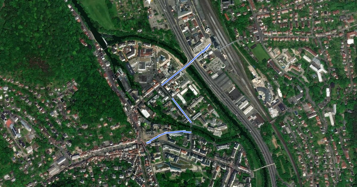 Маршрут Zugangsweg zum Lahnwanderweg (ab Hbf Marburg) на спутниковом снимке