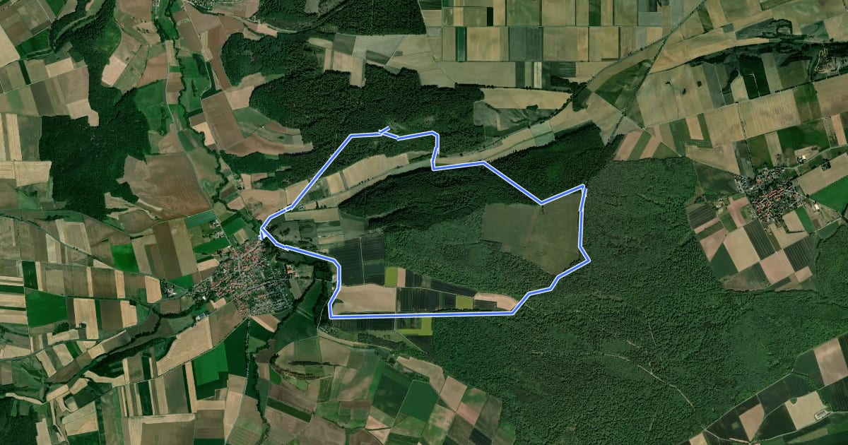 Маршрут Zum Naturdenkmal Rosenberg на спутниковом снимке