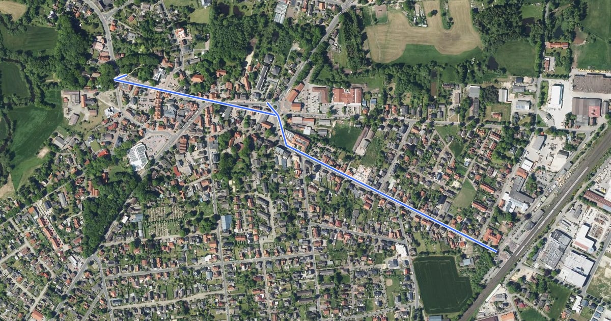 Маршрут Zuweg Scheeßel - Nordpfad Wümme und Vareler Heide на спутниковом снимке