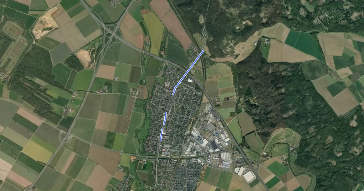 Маршрут Zuweg Zwischen Ville und Eifel на спутниковом снимке