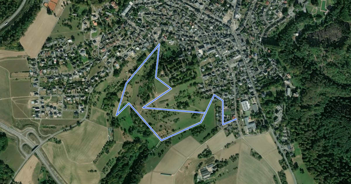 Маршрут Zwergenweg 3 ("Apfelweg am Kräutergarten") на спутниковом снимке